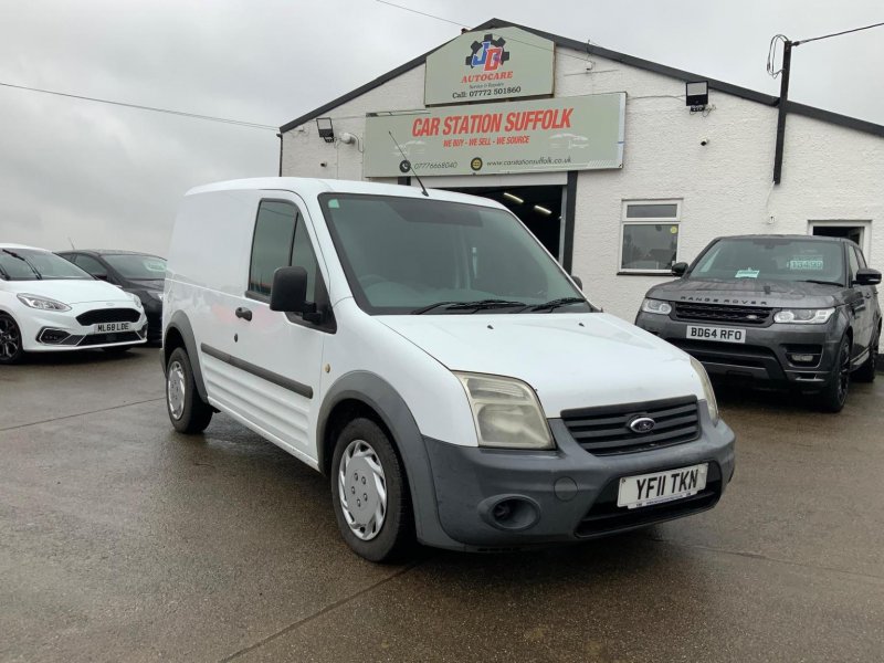 FORD TRANSIT CONNECT 1.8 TDCi T200 L1 H1 4dr DPF
