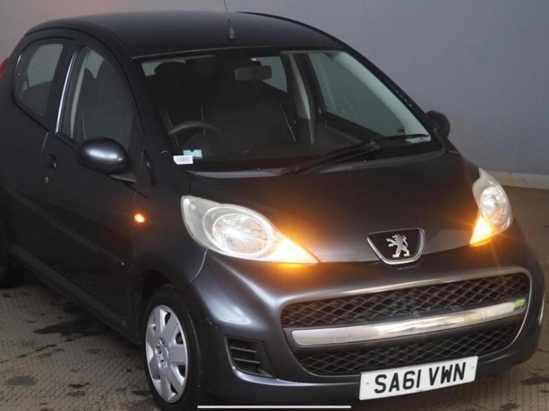 PEUGEOT 107 1.0 12V Urban Euro 5 5dr