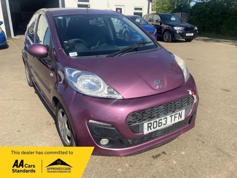 PEUGEOT 107 1.0 12V Allure Euro 5 5dr