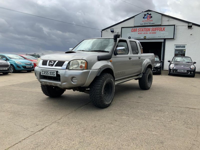 NISSAN NAVARA 2.5 Di 4dr