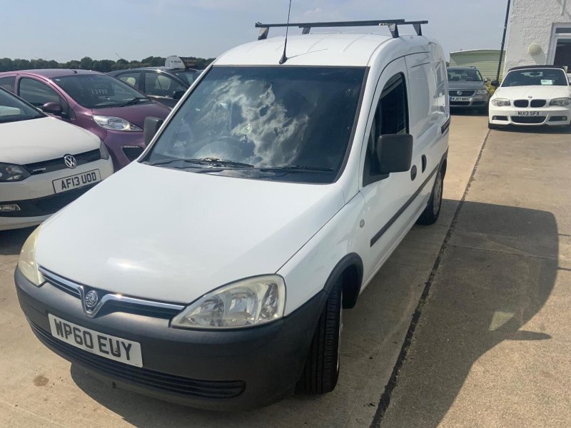 VAUXHALL COMBO 1.3 CDTi 2000 16v FWD L1 H1 3dr